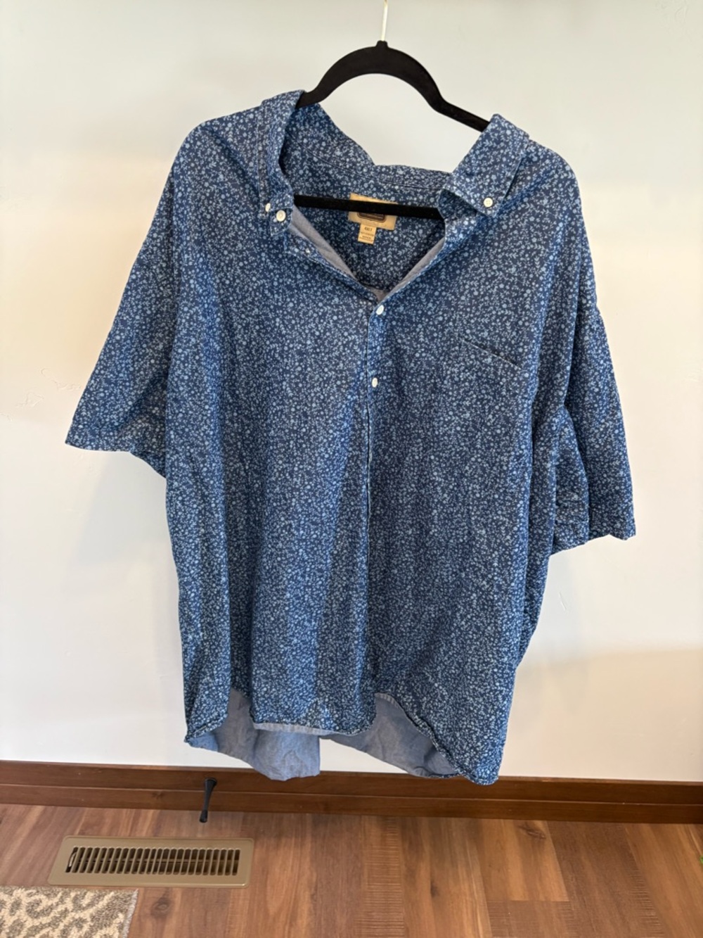 4XLT The Foundry Supply Co. Navy Blue Floral Shirt
